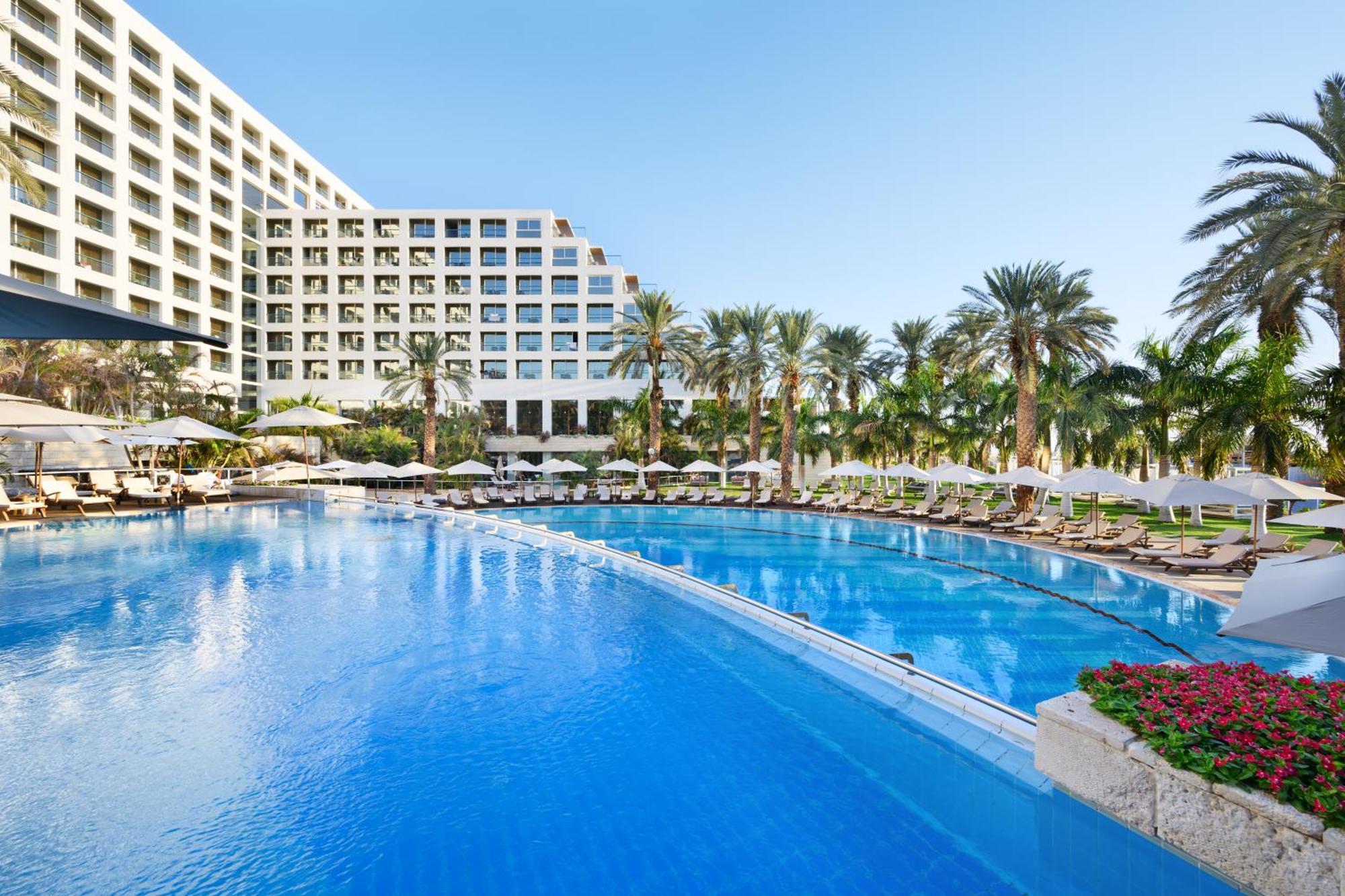 Nevo By Isrotel Collection Ейн Бокек Екстериор снимка The pool at the Conrad Dubai