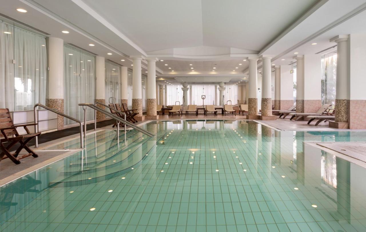 Nevo By Isrotel Collection Ейн Бокек Екстериор снимка The swimming pool at the hotel